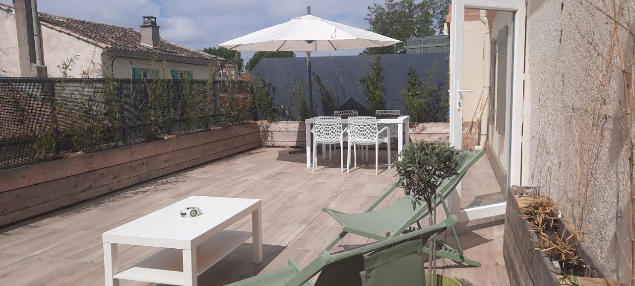 Studio Avec Terrasse Arles Exteriör bild